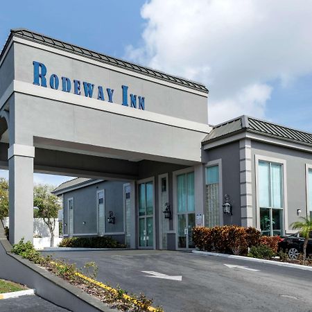 Rodeway Inn New Port Richey Eksteriør billede