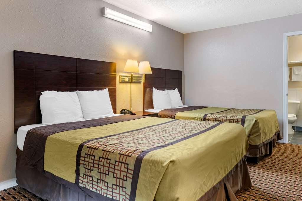 Rodeway Inn New Port Richey Eksteriør billede