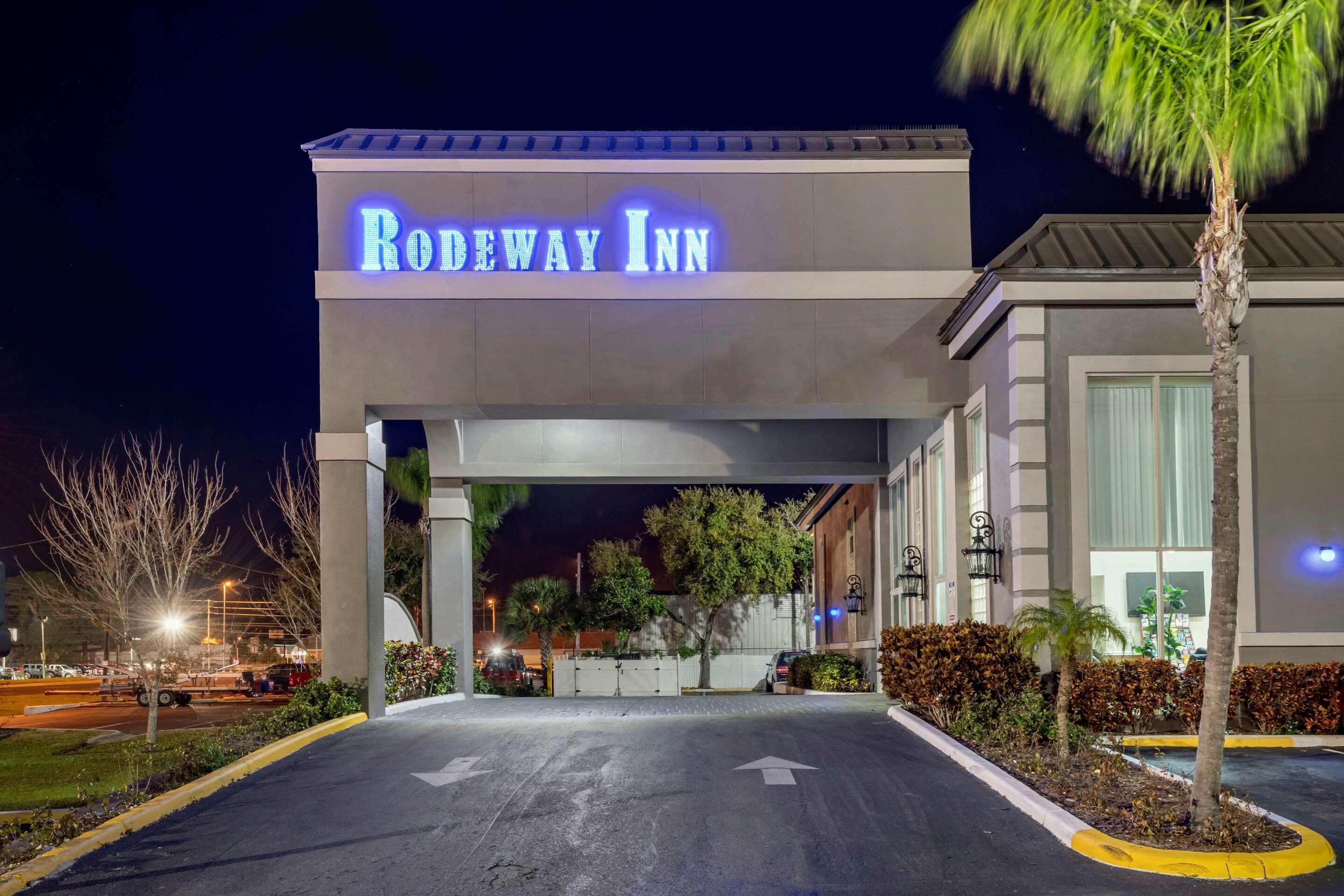 Rodeway Inn New Port Richey Eksteriør billede