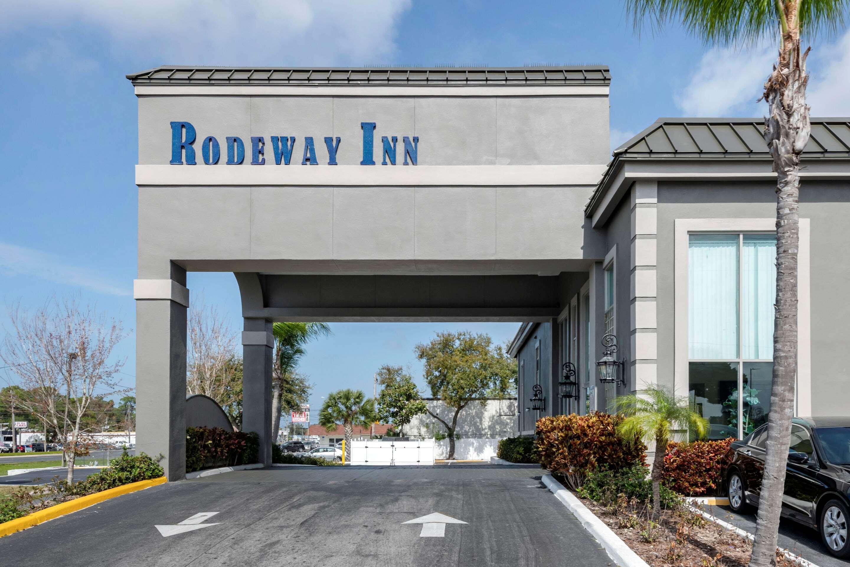 Rodeway Inn New Port Richey Eksteriør billede
