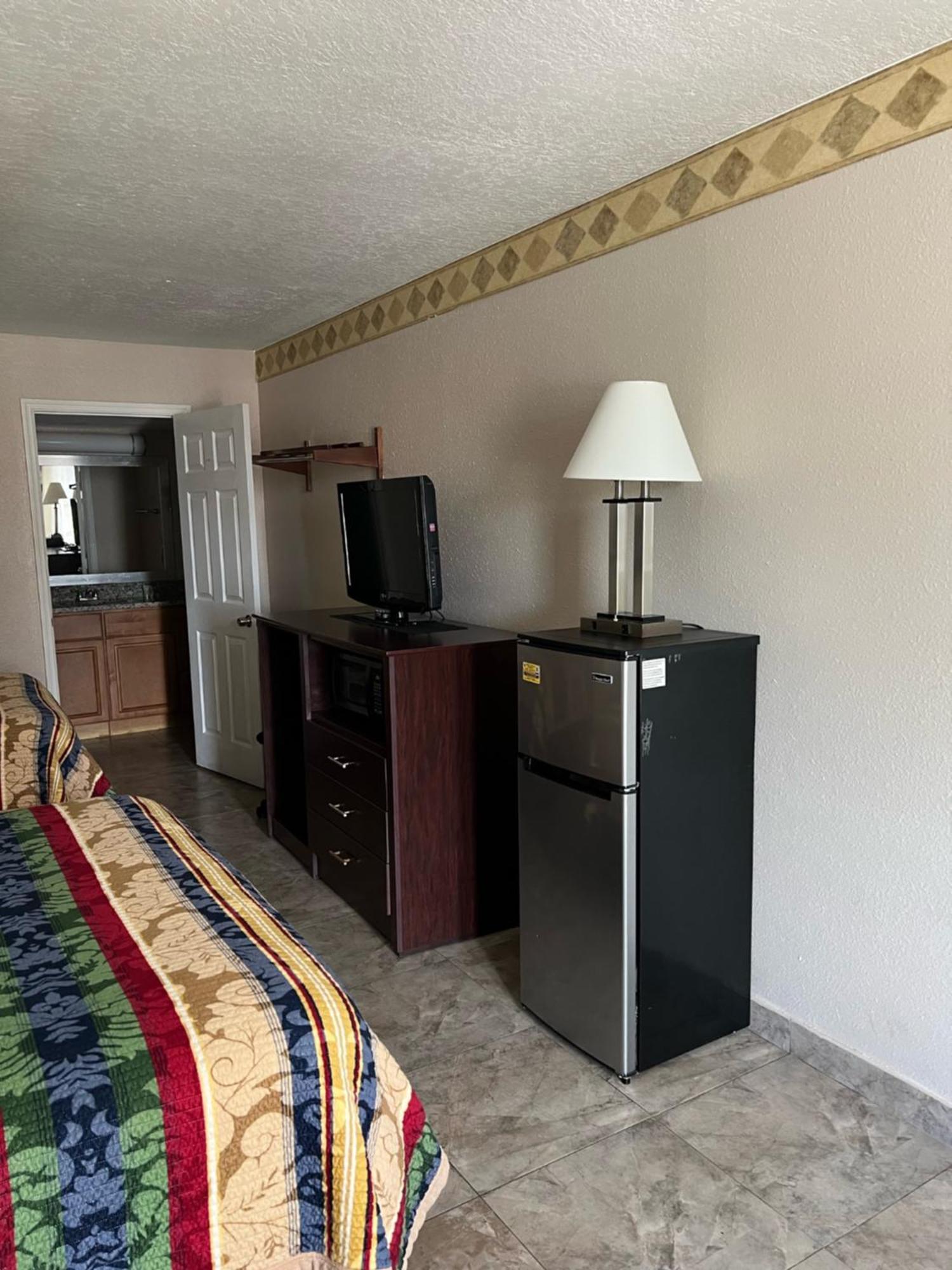 Rodeway Inn New Port Richey Eksteriør billede