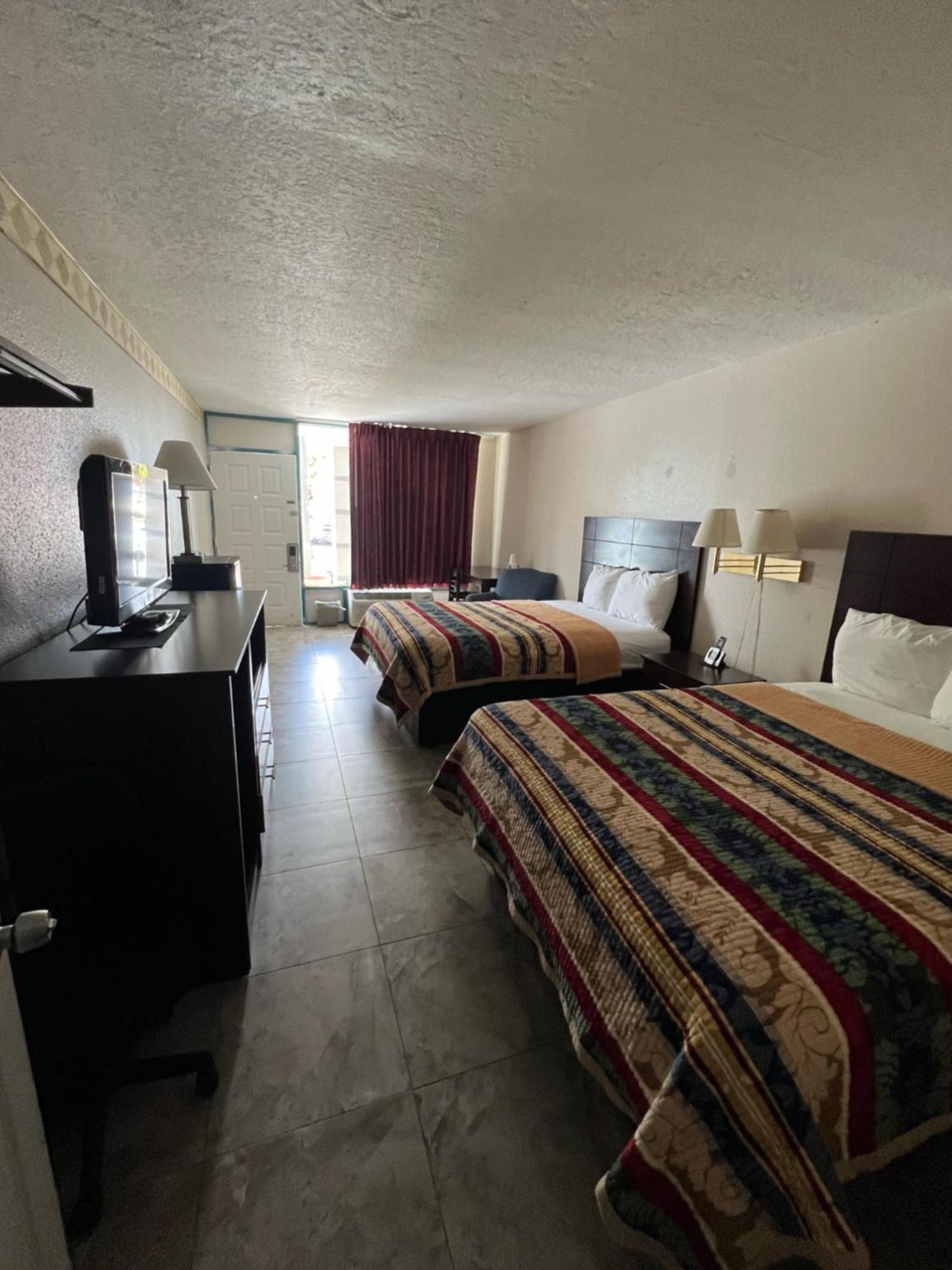 Rodeway Inn New Port Richey Eksteriør billede